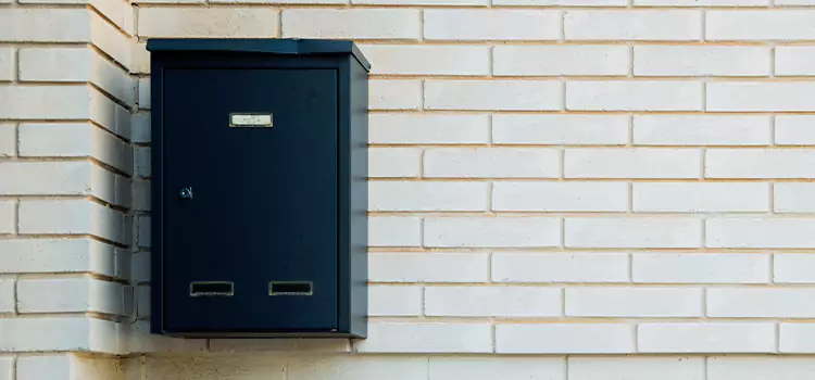 Mailbox Lock Repair Ives Estates