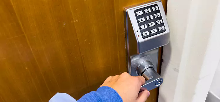 Why Choose Us for Your Keypad Lock Needs in Ives Estates, FL?